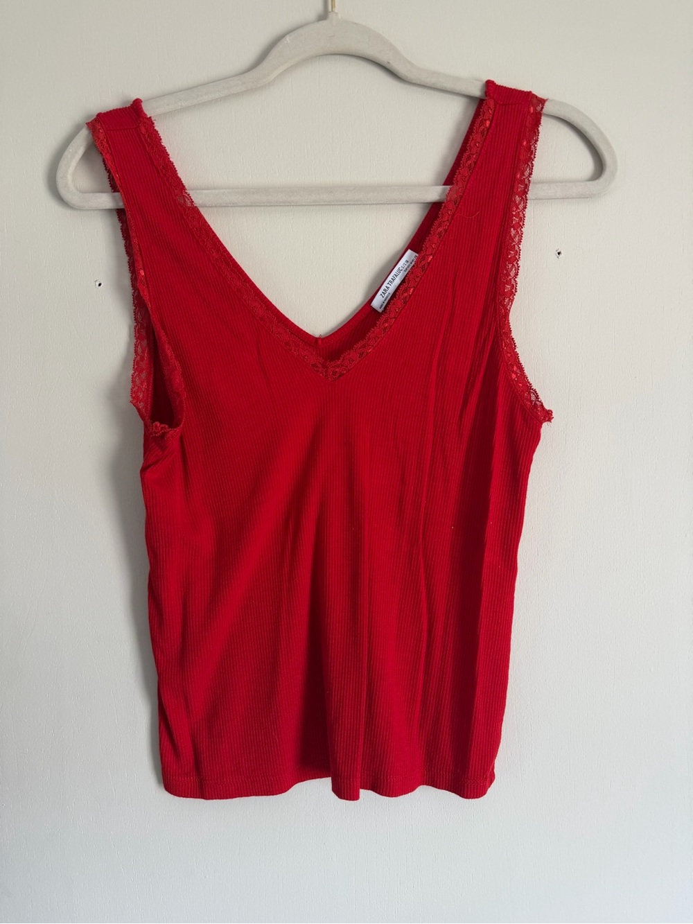 Red Ribbed V-Neck Lace Trim Tank Top
